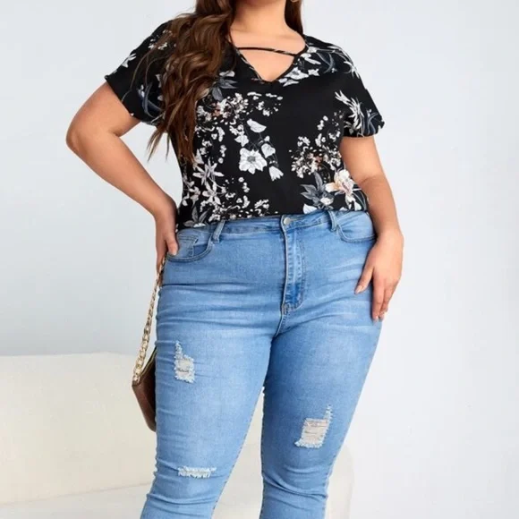 Boho Plus Size Floral Print Cottagecore V Neck Top Blouse - Picture 14 of 16